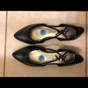NWT Anne Klein Flats